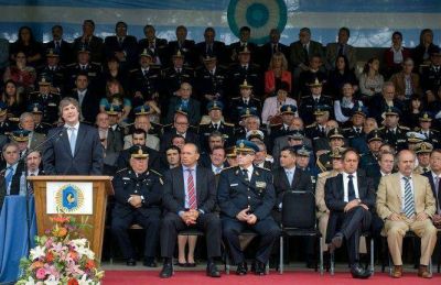 Boudou pidi� a la Polic�a Federal "compromiso con el pueblo argentino"