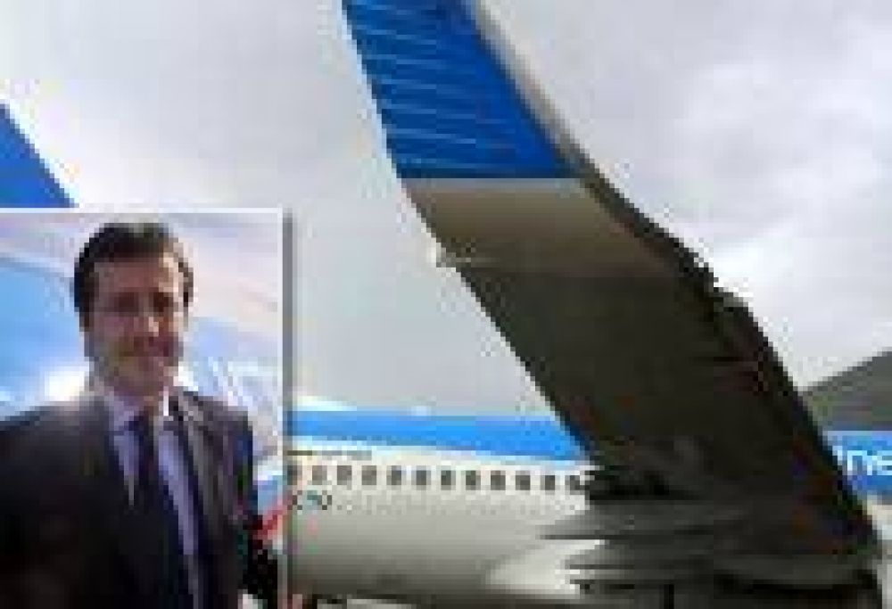Recalde le baj� el tono al choque en Aeroparque: "Es un incidente menor"