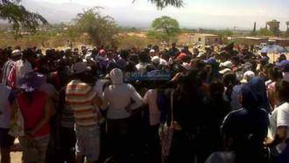 Cafayate: Ms de 300 familias tomaron terrenos