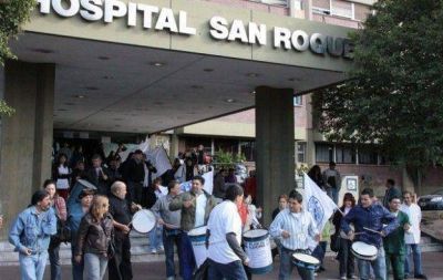 Trabajadores de hospitales contin�an el plan de lucha