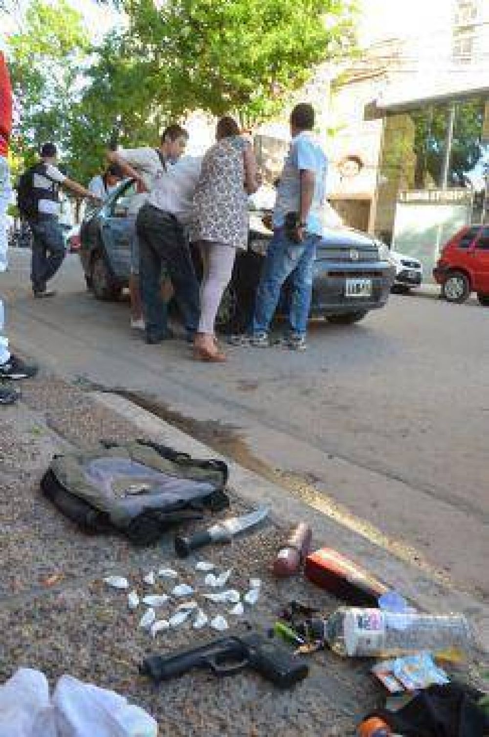 Detuvieron a exsuboficial de la Polic�a con coca�na