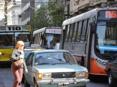 Reclaman una mayor presencia de inspectores de tr�nsito en el centro