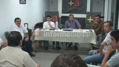 As� fue la primera reuni�n del massismo en Entre R�os	 