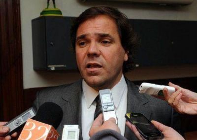 P�rez acus� a Massa de "obstruir" y de "priorizar aspiraciones pol�ticas"