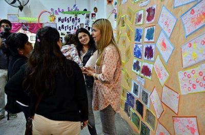El Municipio realiz� la �Expo Arte 2013� en la UDI Santa Catalina