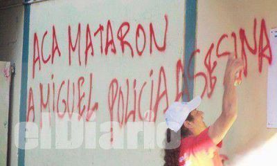 Escracharon municipio y comisar�a en la quinta marcha por Durrels