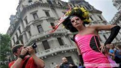 Con orgullo por lo conquistado y con �nfasis en la educaci�n sexual