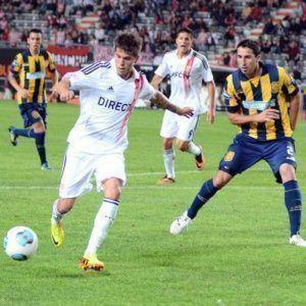 Con goles raros se sell� el empate entre el Pincha y los Canallas