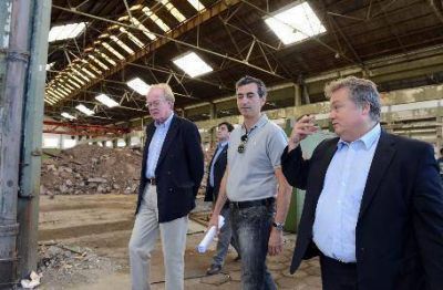 Randazzo recorri� los talleres ferroviarios de Los Hornos