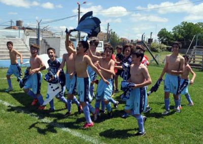 Copa Infoeme: Ferro, CEO y Estudiantes gritaron campe�n