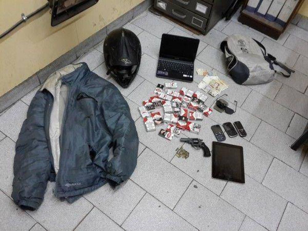 Arrestaron a un motochorro al que acusan de al menos cinco asaltos