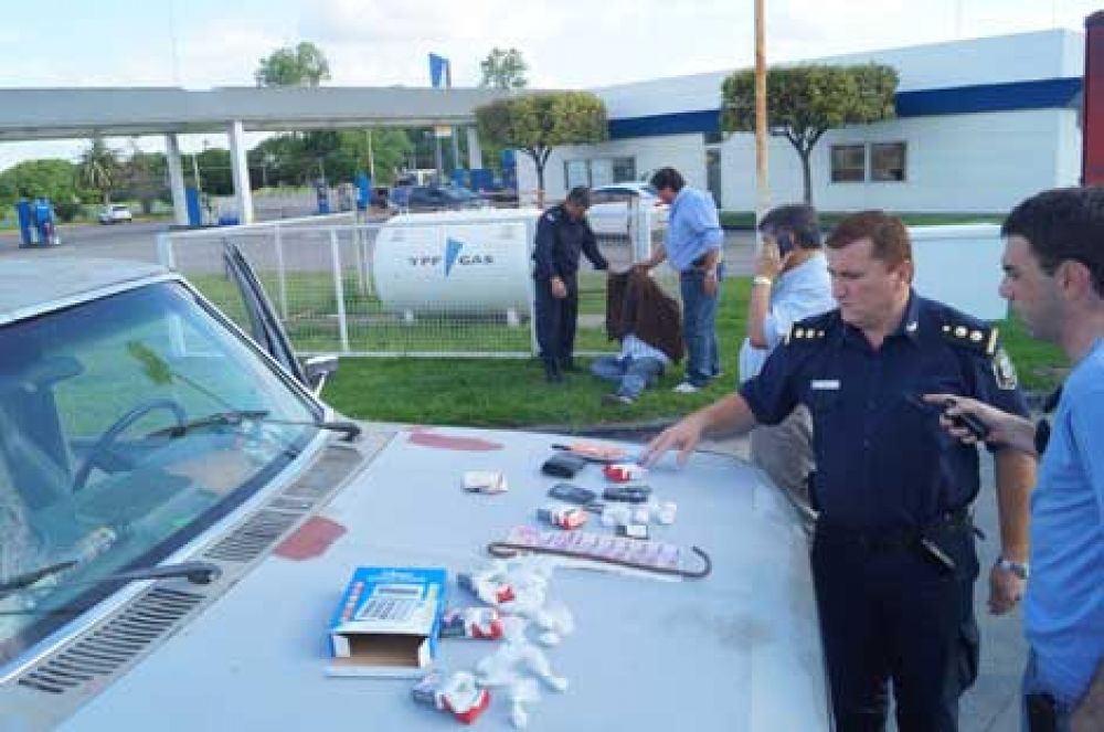Lo detienen al querer ingresar a Chivilcoy con m�s de 100 gramos de coca�na 