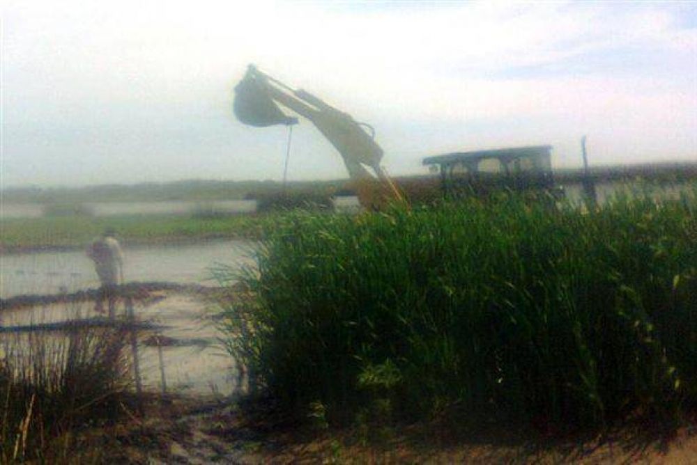 Trabajos de optimizaci�n en el acueducto 9 de Julio- Casares- Pehuaj�