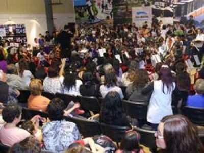 Gran participaci�n de alumnos y padres en el cierre de la Semana de la Educaci�n
