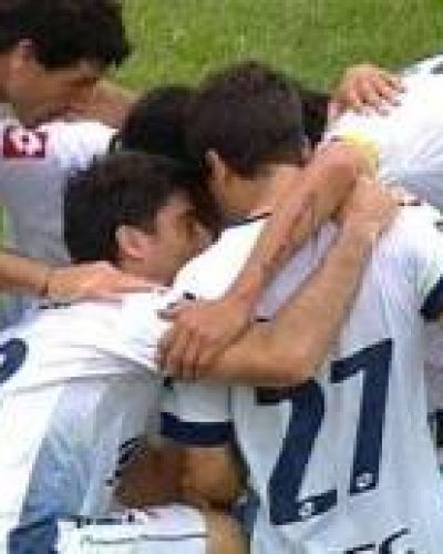 Quilmes gan� en Bah�a y logr� el primer triunfo del ciclo Giunta