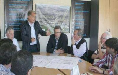Bossio acerc� a Lunghi un proyecto millonario para radicar una empresa italiana en el Parque Industrial