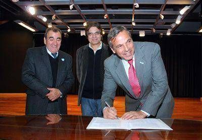 *Por ahora, Neuqu�n le "presta" 22,5 millones a Naci�n