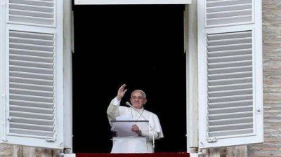 El Papa rez� el �ngelus por las v�ctimas de Filipinas