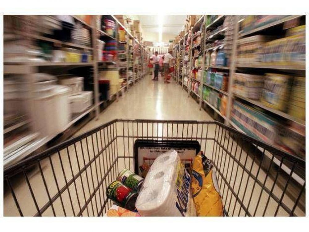 Aumentos encubiertos: la viveza criolla apunta a un mercado de productos caros