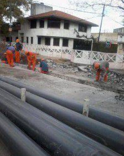 Lomas: ampl�an la red de agua potable para reforzar la presi�n