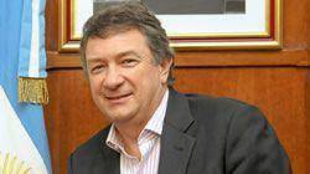 Avanza la construcci�n de los doce invern�culos en Trelew financiados por Naci�n