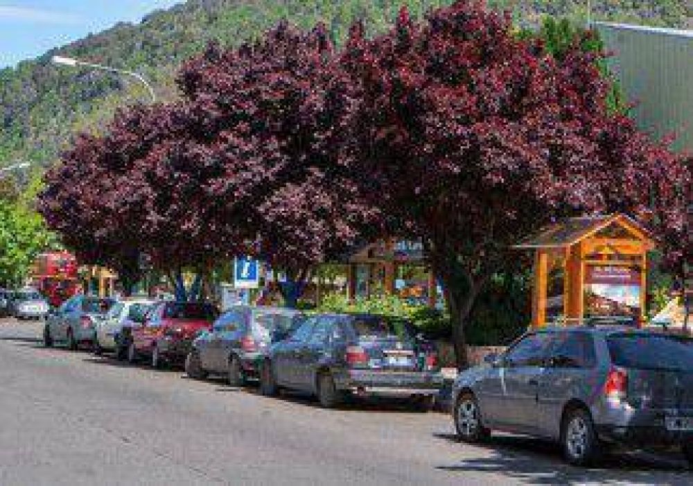 Cruces por el estacionamiento medido 