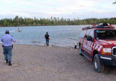 Una persona muri� ahogada al darse vuelta su canoa en el Limay 
