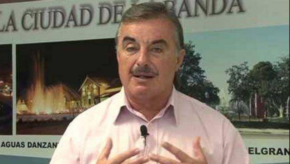 Ruiz se lanza como candidato a gobernador con el apoyo de Massa