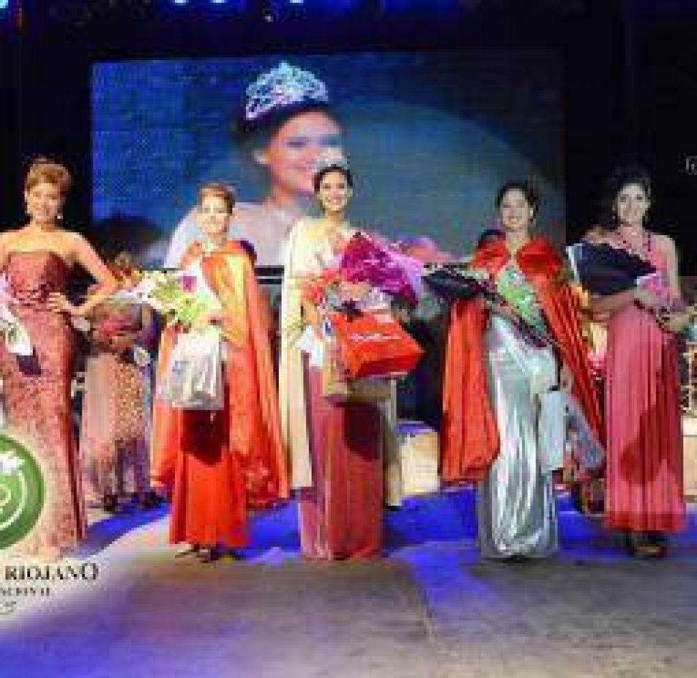 Una joven capitalina, la nueva Reina Nacional del Torrontes Riojano 2013