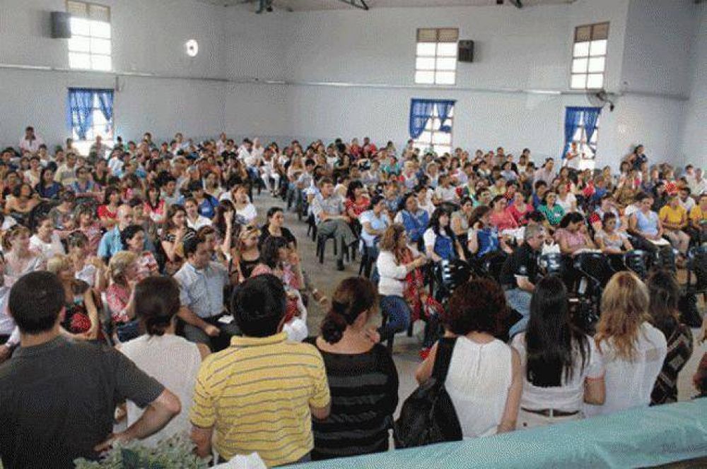 Villa �ngela: Finaliz� la capacitaci�n con gran participaci�n de docentes