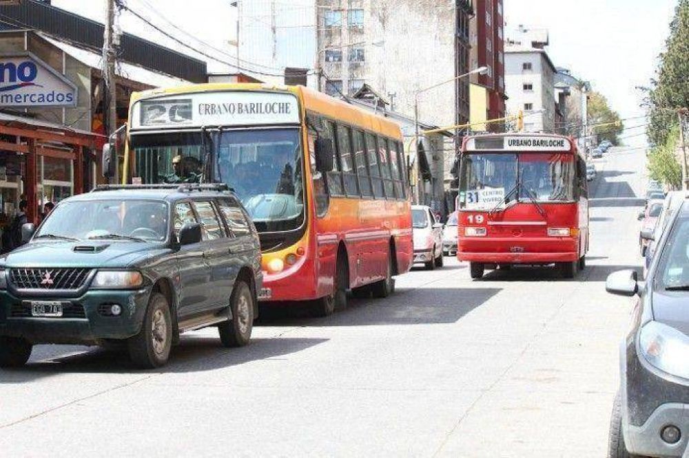 Choferes de Tres de Mayo se declaran en �estado de alerta�