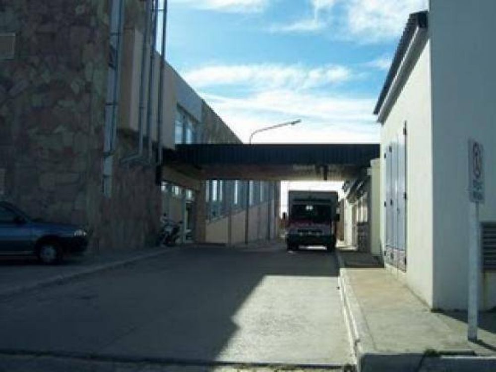 Enfermeros del hospital de Puerto Deseado mantienen medida de fuerza