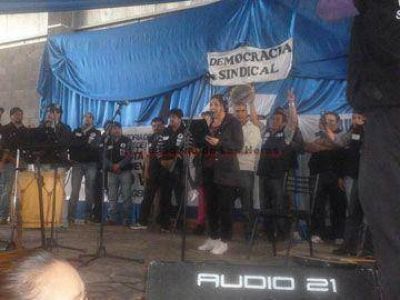 Vidal cerr� campa�a en Caleta formulando sus propuestas