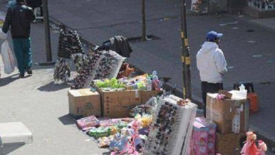 Los ambulantes deber�n abandonar el microcentro durante la semana