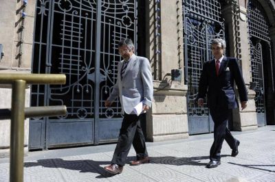 El juez Piedrabuena critica la "doble moral" del gobernador