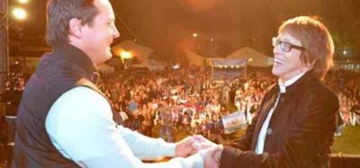 Camau "invit� gratis", pero Teresa Parodi cobr� CIEN MIL para "levantar la mano" del candidato kk	