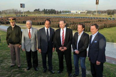 Intendentes massistas denuncian que tras las elecciones, el Gobierno les sac� los gendarmes