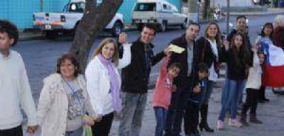 Una multitud abraz� el Rawson por Gioja y los enfermos