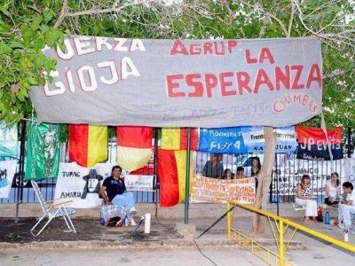 El gobernador Jos� Lu�s Gioja est� subfebril pero estable luego de la operaci�n abdominal