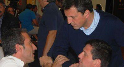 Santa Fe con Massa en �La agenda del futuro�