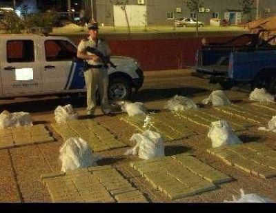 Secuestran un cargamento de 850 kilos de marihuana en la zona de Nemesio Parma