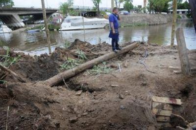Obrero muerto en la barranca