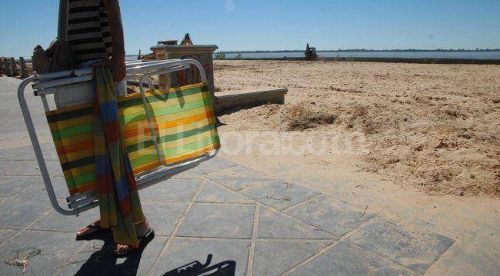 Habilitar�n cuatro playas y dos parques como balnearios para el verano