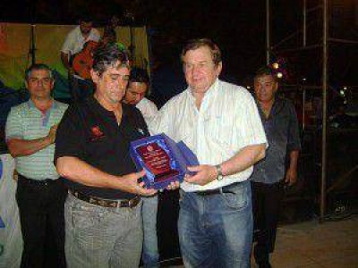 Exitosa primera edici�n del Festival del D�a de la Tradici�n organizado por la Municipalidad