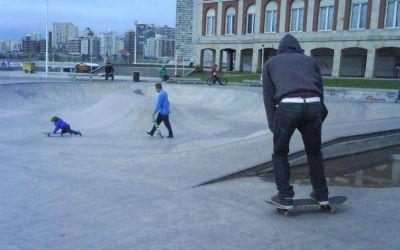 Detienen a menor armado en el skate park