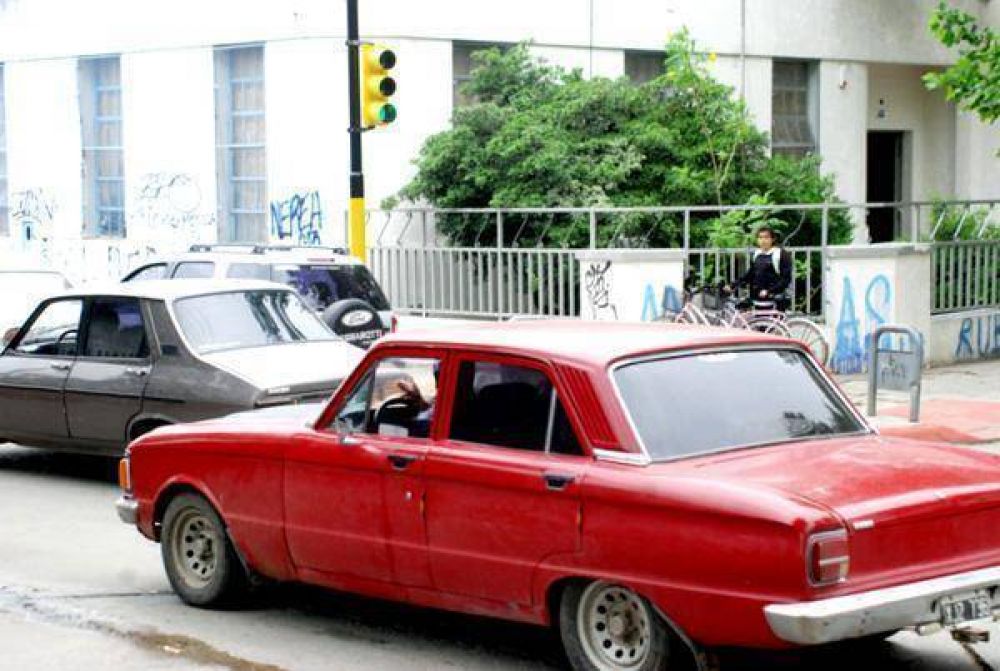 Se colocan nuevos sem�foros en distintas esquinas de la ciudad