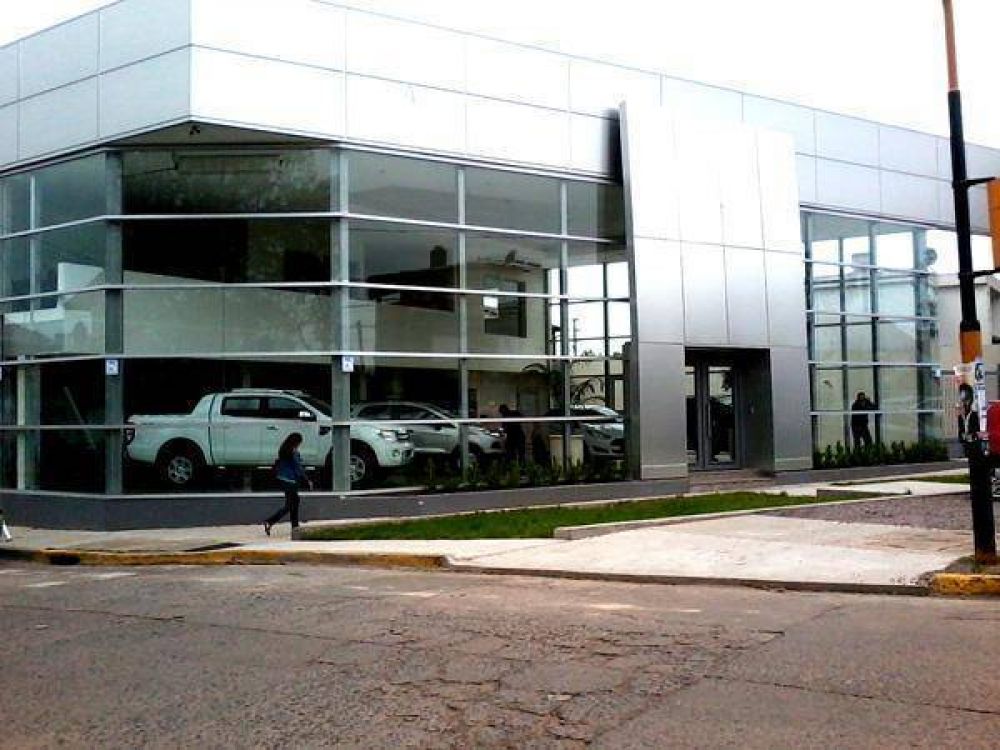 �Aspen� comercializa la l�nea Ford en esta ciudad