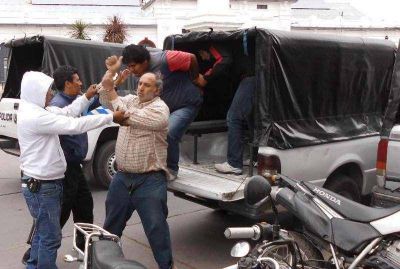 Extraditaron a gitanos que estaban pr�fugos