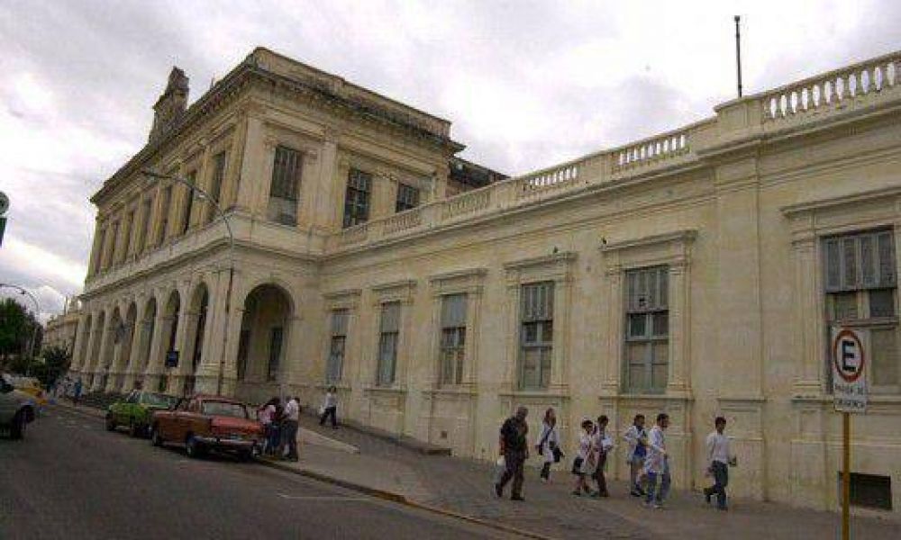 Hospitales provinciales no est�n realizando los abortos terap�uticos