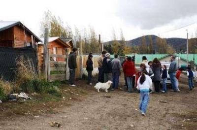Objetan cesi�n de tierras